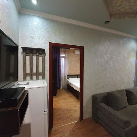 Planet Hotel Ереван Екстериор снимка