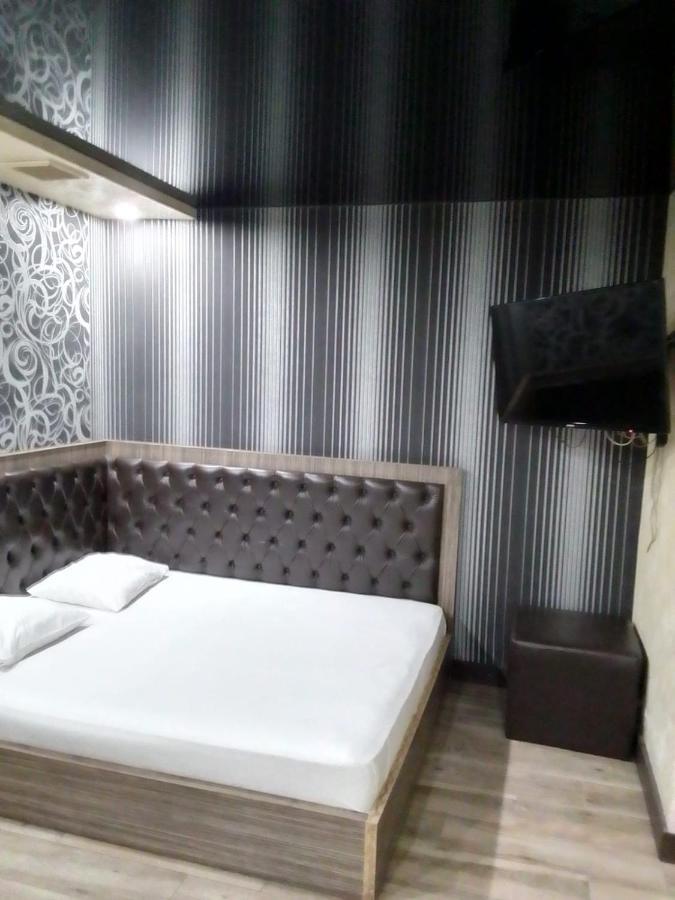 Planet Hotel Ереван Екстериор снимка