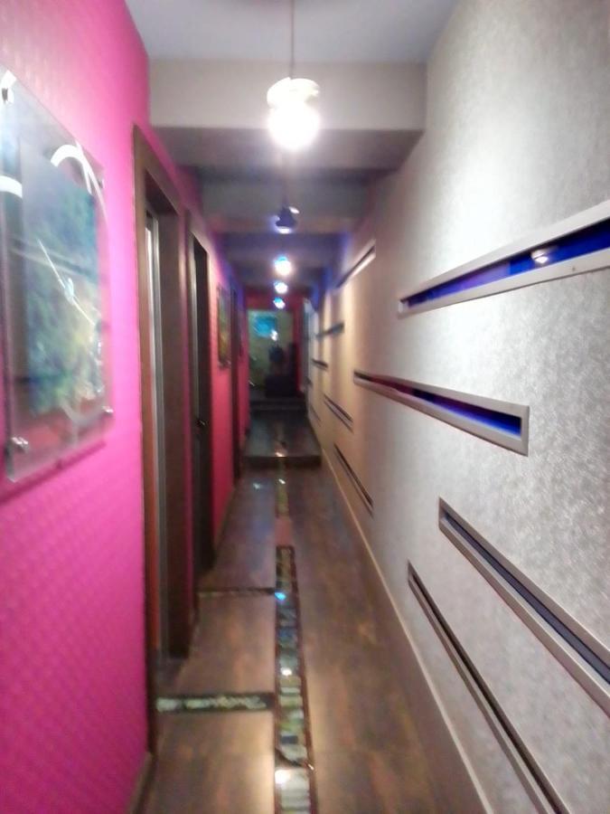 Planet Hotel Ереван Екстериор снимка