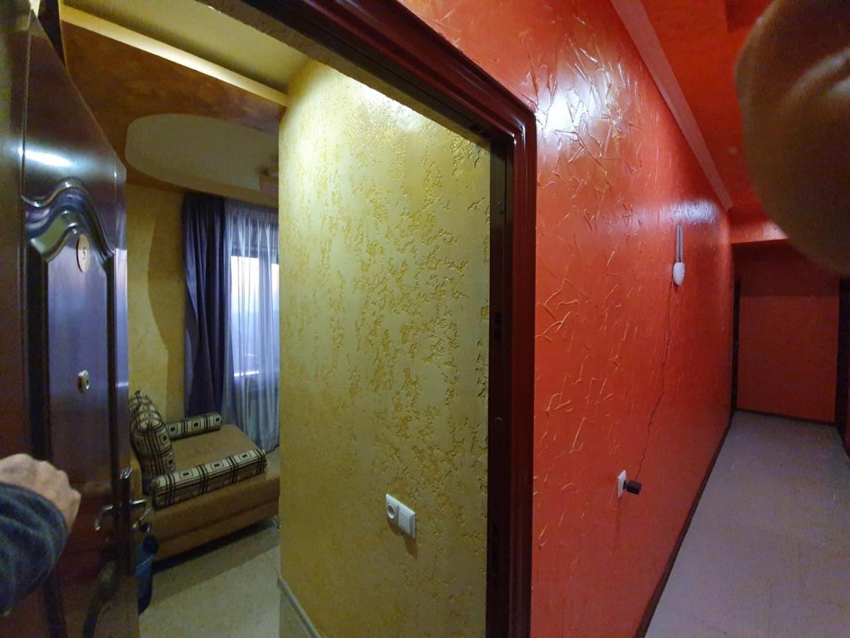 Planet Hotel Ереван Екстериор снимка